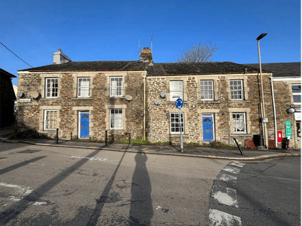 Exciting Period Renovation Project - 1-2 houses or 6 apartments (STPP)